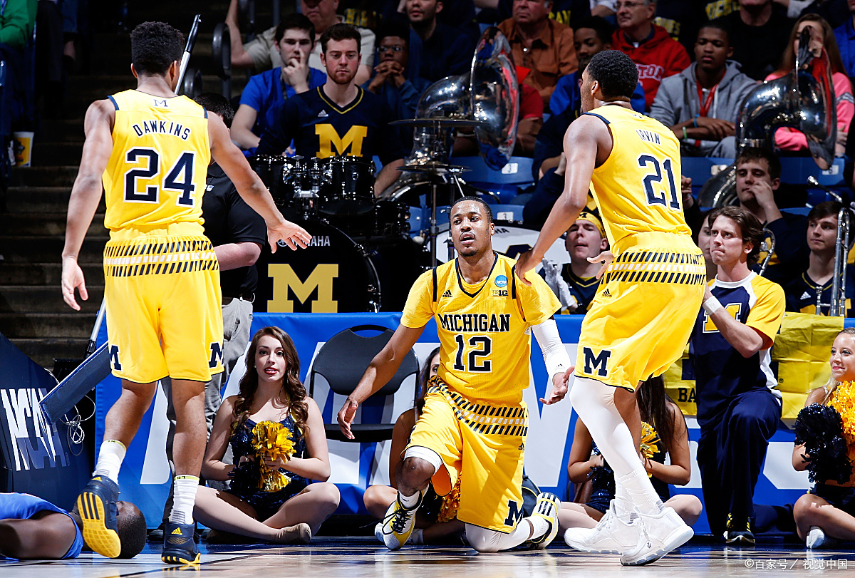 英雄联盟-包含洛杉矶湖人加时末段豪取连胜，志在NBA季后赛名次提升，管理层满意，球队文化再被提及的词条